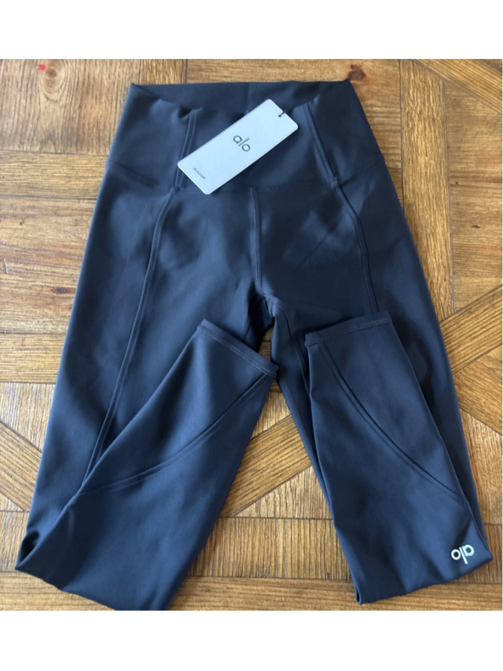 Women's Alo Yoga Airlift fine line Leggings Size S Black